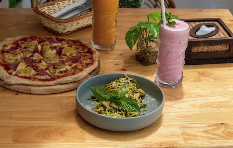 Date night couple pizza combo